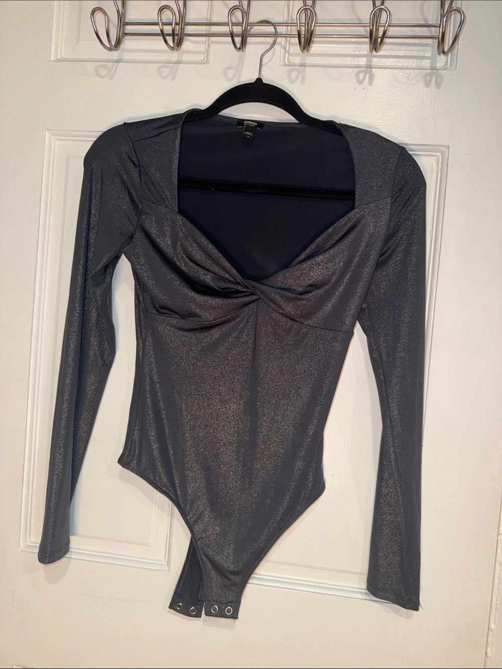 Express Shimmery body contour Charcoal Twist-Front Long-Sleeve Bodysuit